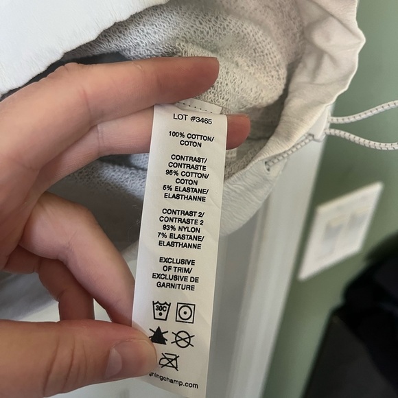 Men’s Reigning Champ Mid Weight Pull Over | Size small - Picture 6 of 9